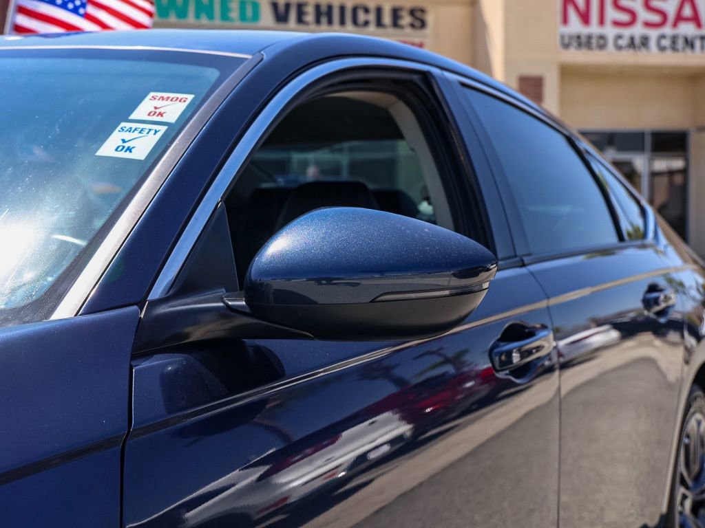 Used 2024 Honda Accord EX-L image 12