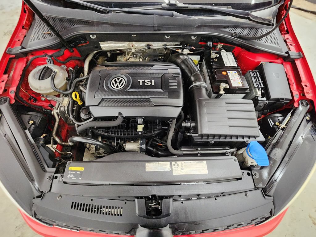 Used 2015 Volkswagen GTI S FWD image 31