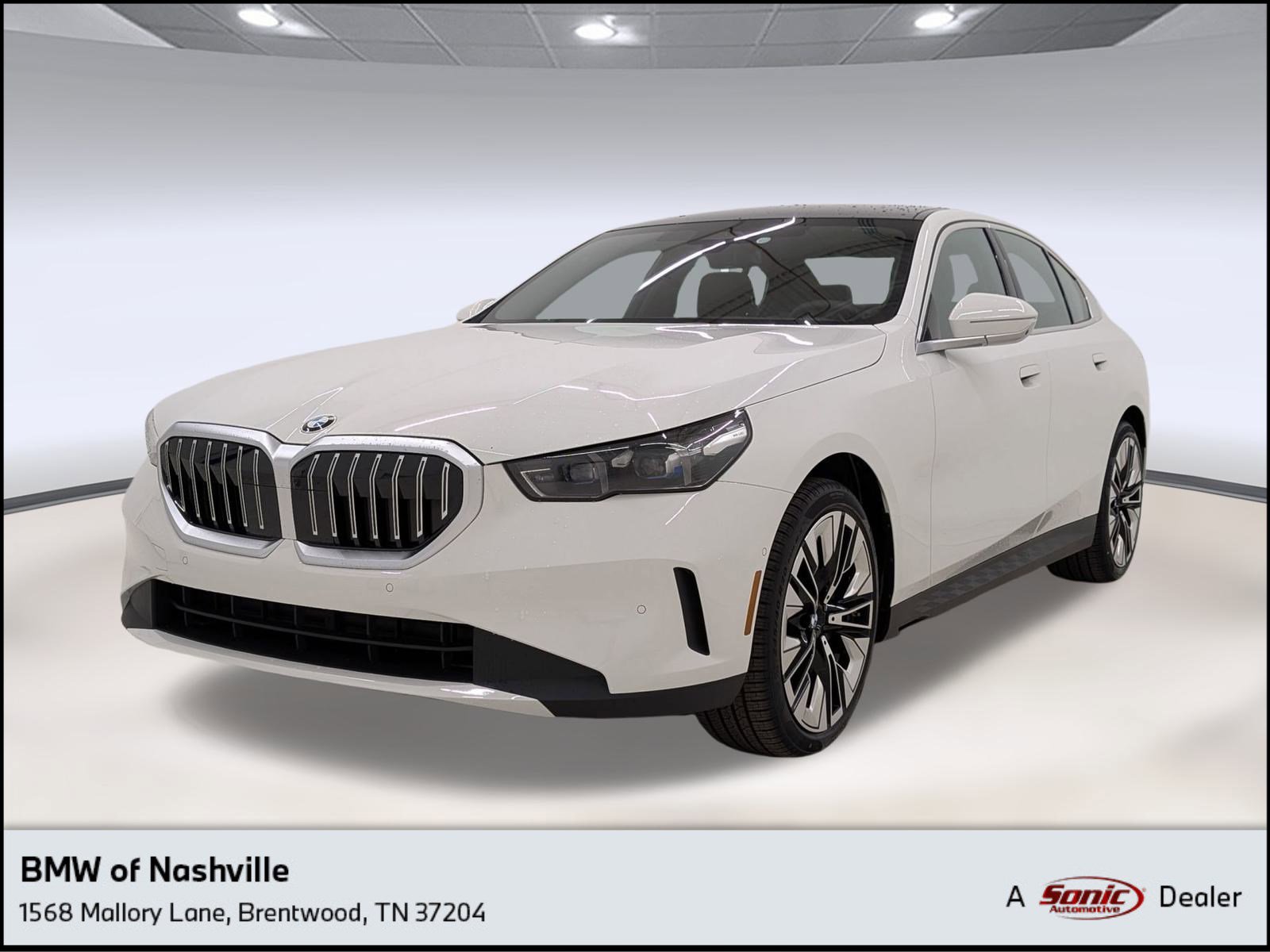 New 2026 BMW 530i w/ Premium Package RWD image 1