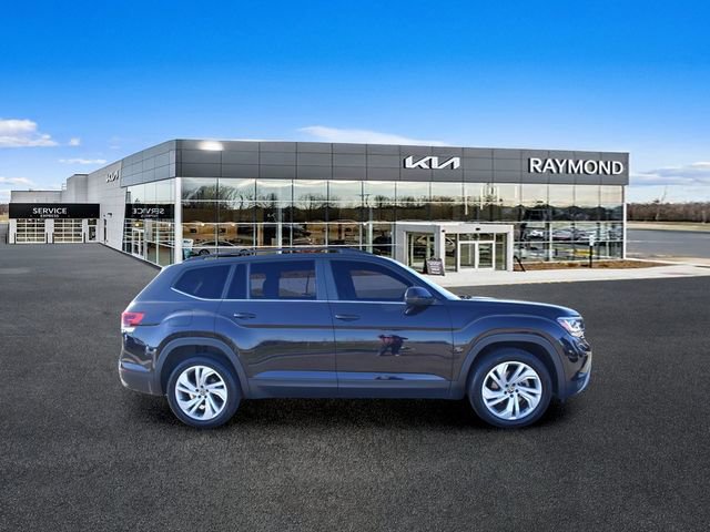 Used 2022 Volkswagen Atlas SE FWD image 2