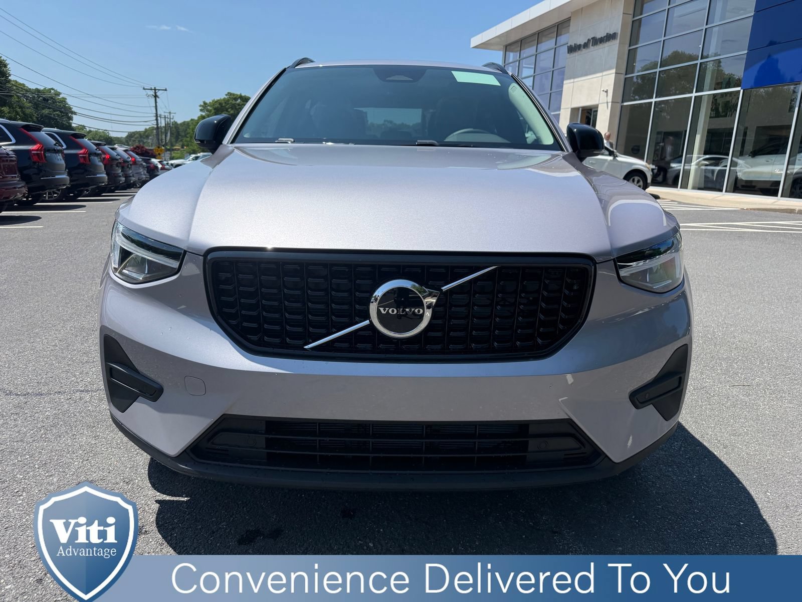 New 2026 Volvo XC40 B5 Core w/ Protection Package Premier AWD/4WD image 3