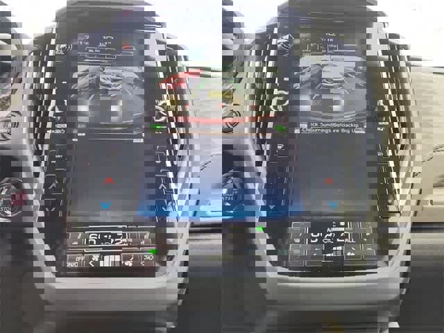 Certified 2025 Subaru Forester Limited image 26