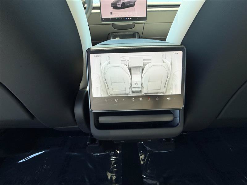 Used 2026 Tesla Model Y Long Range AWD/4WD image 19