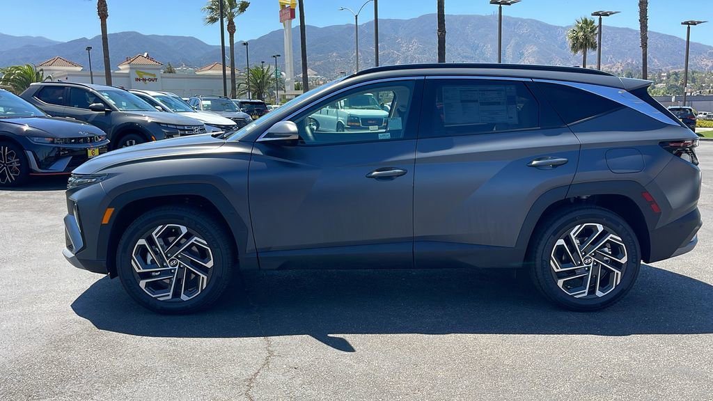 New 2025 Hyundai Tucson Limited image 11