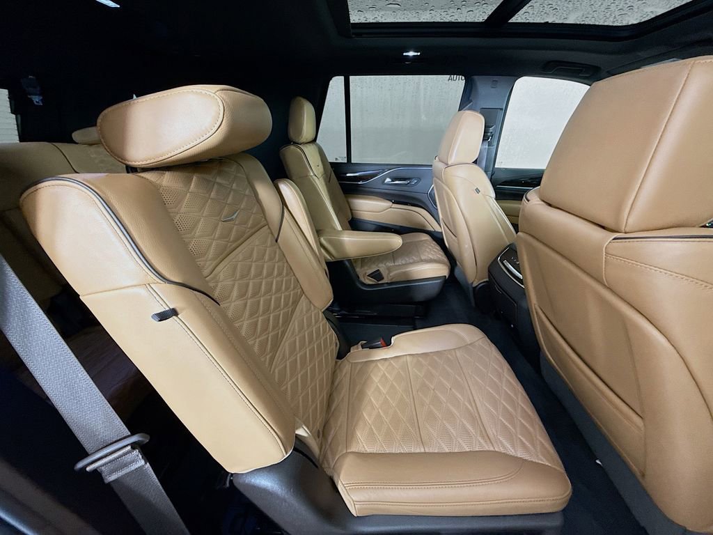 Used 2021 Cadillac Escalade Sport image 30