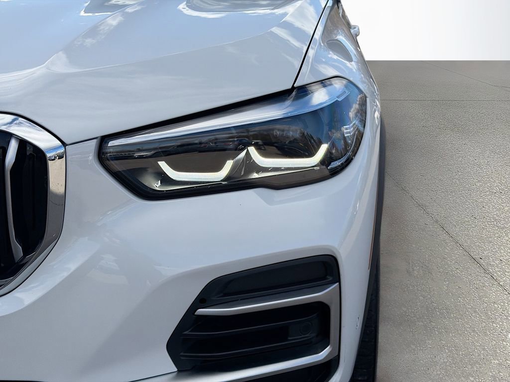 Used 2023 BMW X5 sDrive40i w/ Premium Package image 11