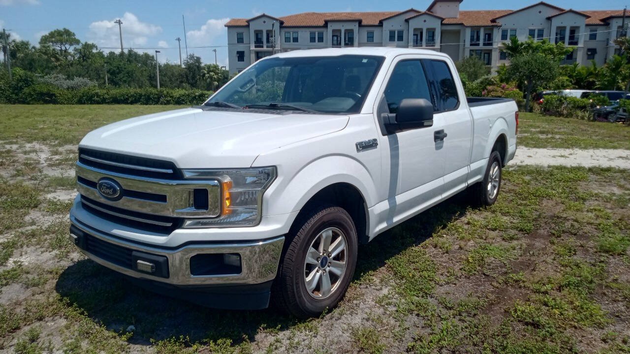 Used 2018 Ford F150 XLT w/ Equipment Group 301A Mid RWD image 2