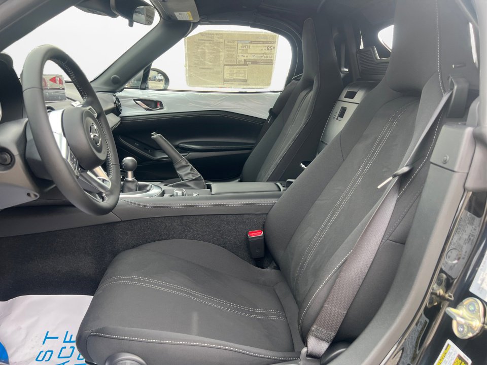 New 2026 MAZDA MX-5 Miata Club w/ Interior Package RWD image 13