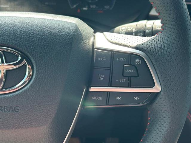 Certified 2025 Toyota Sienna XSE w/ XSE Premium Package AWD/4WD image 46