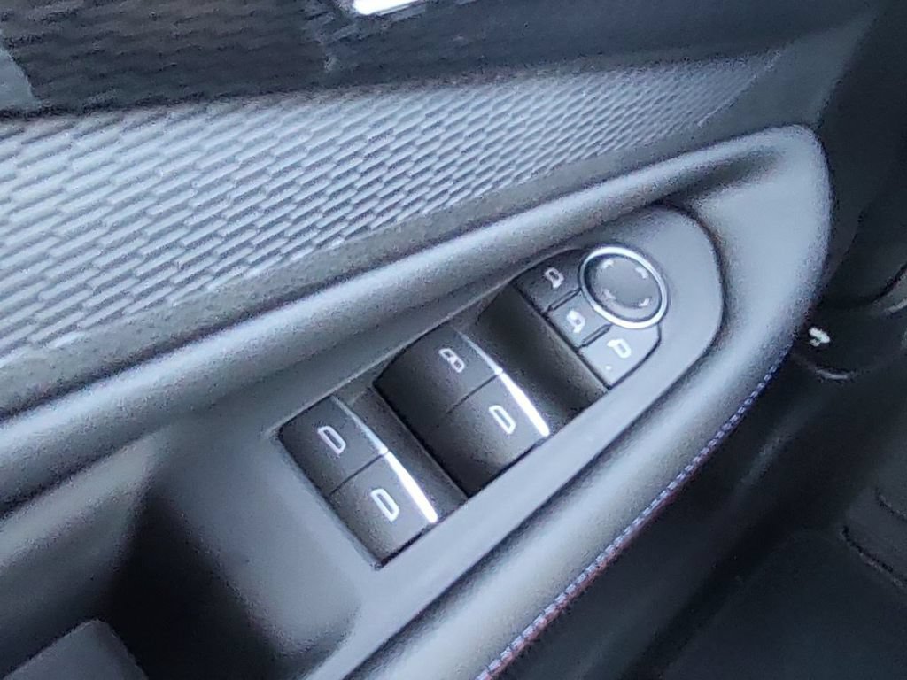 Used 2024 Chevrolet Blazer EV RS AWD/4WD image 28