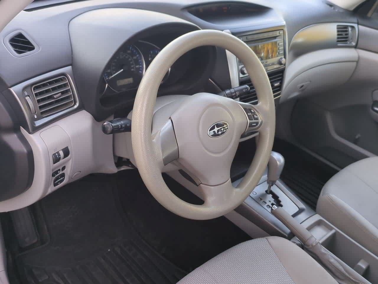 Used 2012 Subaru Forester 2.5X w/ Alloy Wheel Pkg AWD/4WD image 2