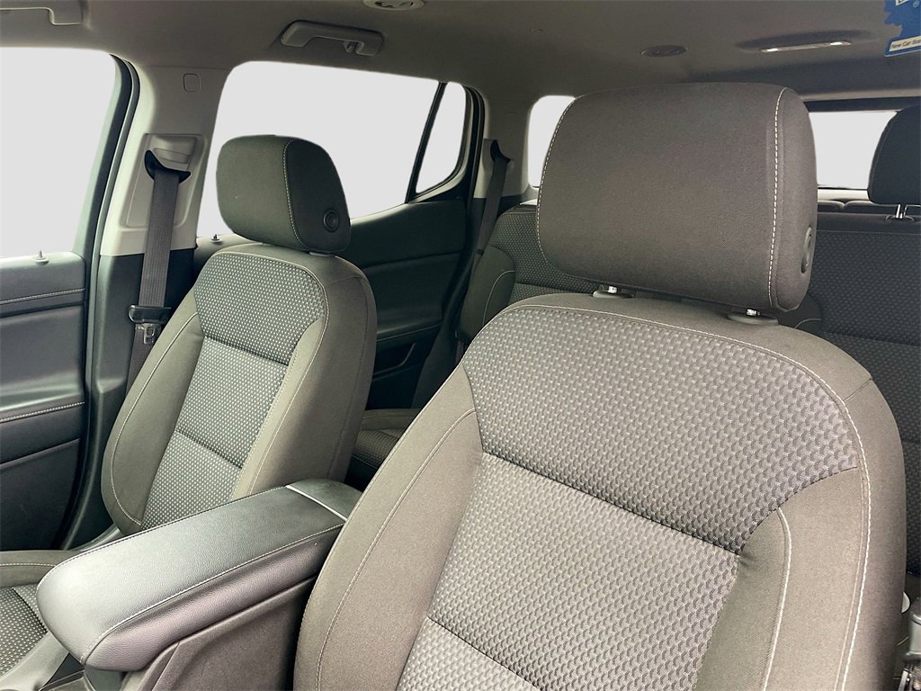 Used 2023 GMC Acadia SLE w/ Driver Convenience Package image 12