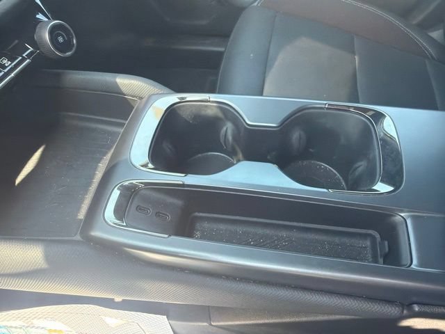 Used 2024 Chevrolet Equinox EV RS FWD image 40