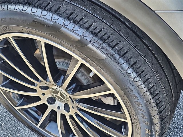 Used 2022 Mercedes-Benz GLC 300 image 13