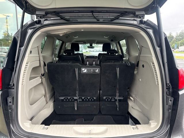 Used 2019 Chrysler Pacifica Touring-L FWD image 5