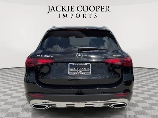 New 2025 Mercedes-Benz GLC 350e 4MATIC image 4