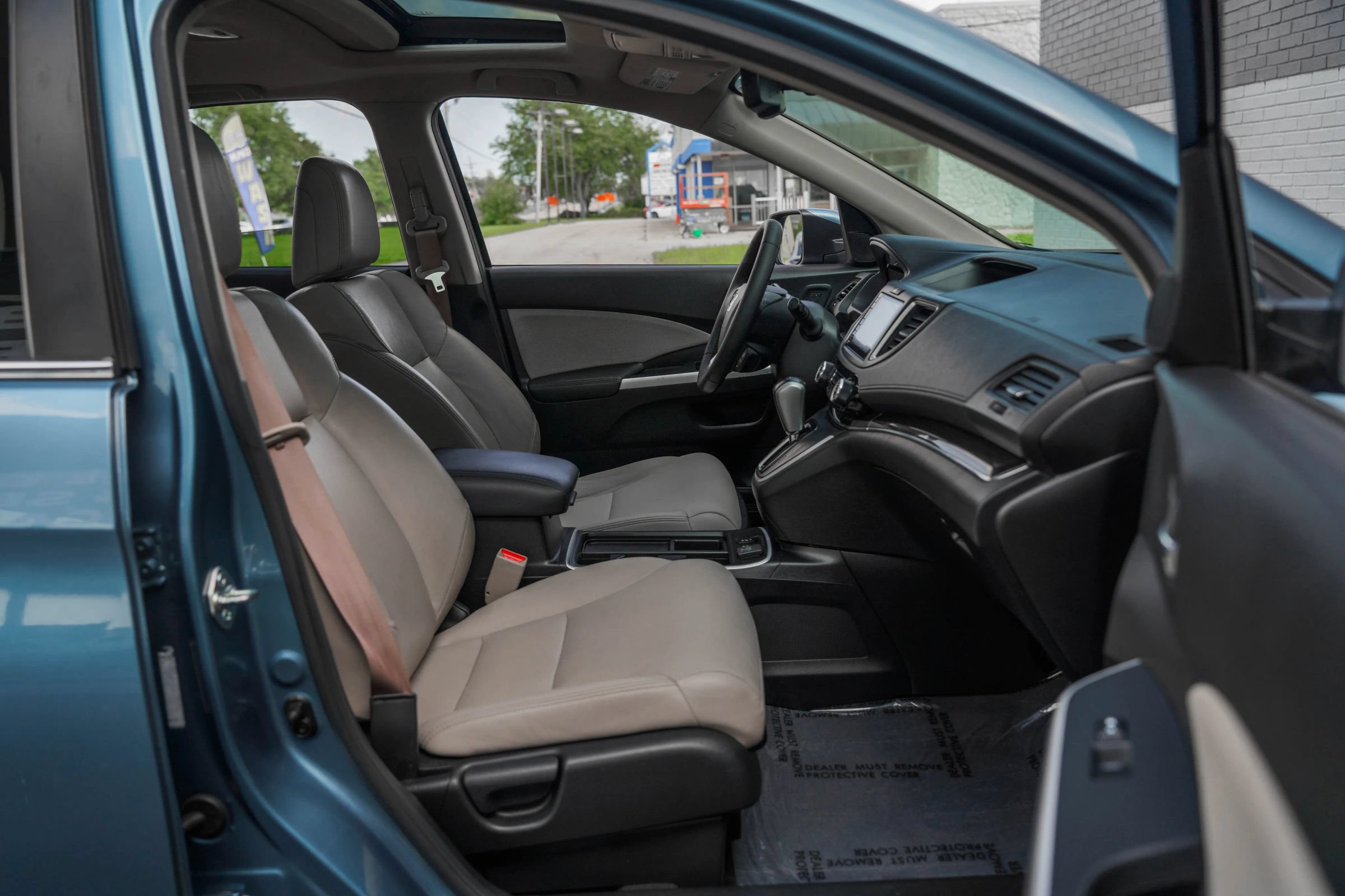 Used 2015 Honda CR-V Touring image 25