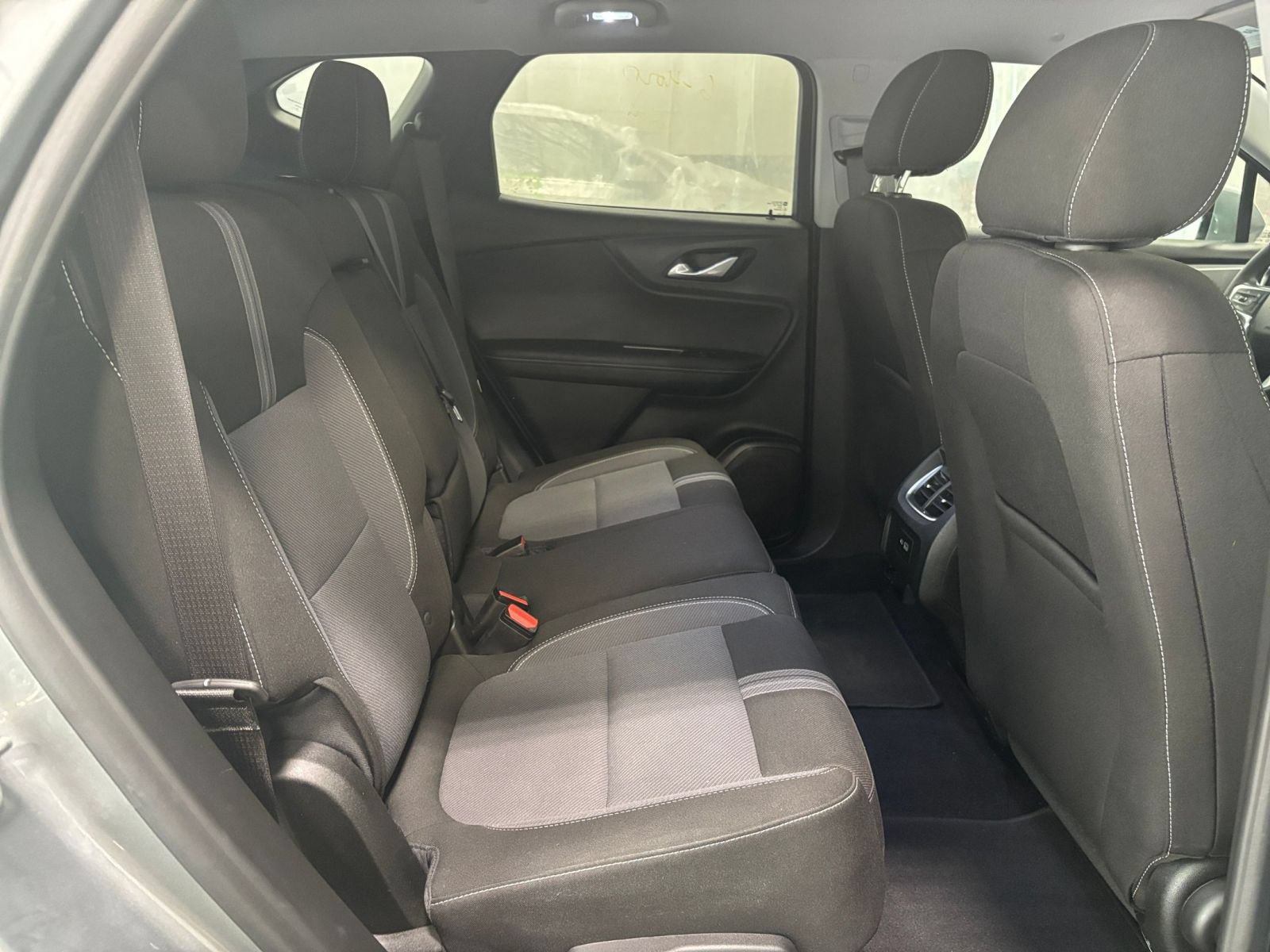 Used 2026 Chevrolet Blazer LT FWD image 39