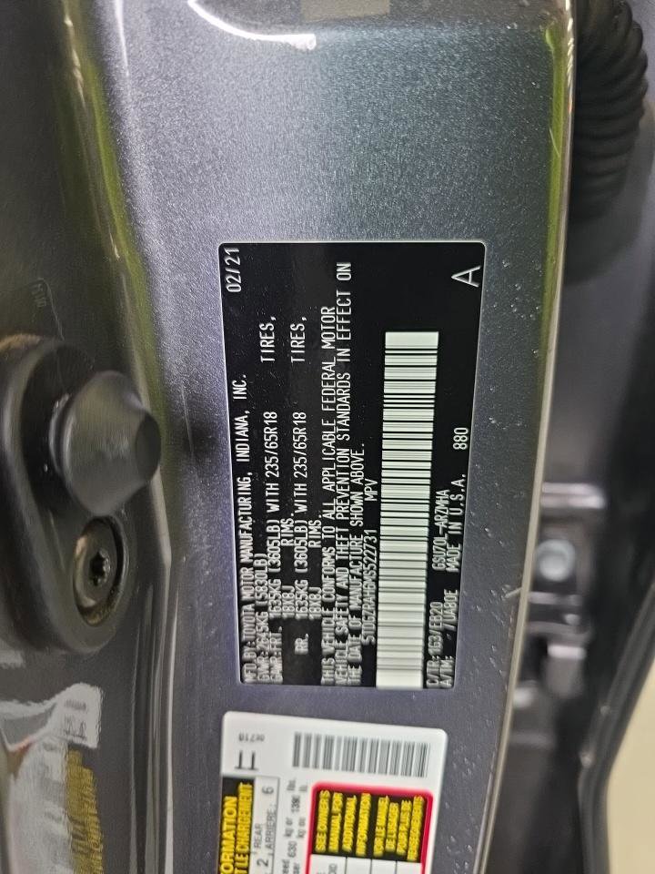 Used 2021 Toyota Highlander XLE image 17