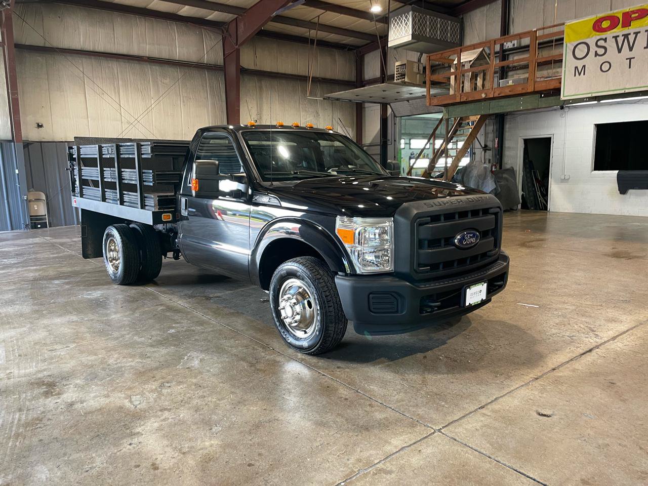 Used 2015 Ford F350 XL w/ Power Equipment Group RWD image 3