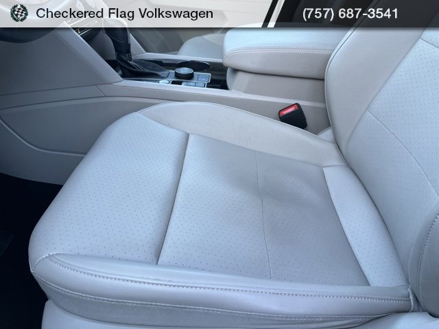 Used 2022 Volkswagen Atlas SE w/ Panoramic Sunroof Package image 27
