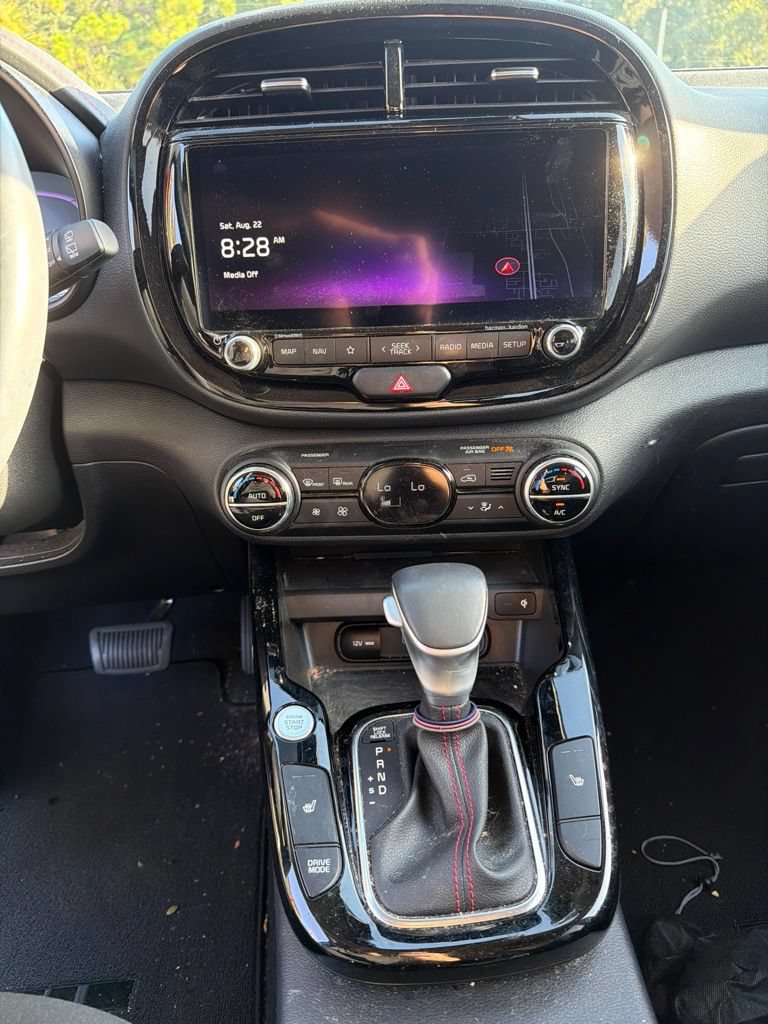 Certified 2024 Kia Soul GT-Line w/ Option Group 020 FWD image 15