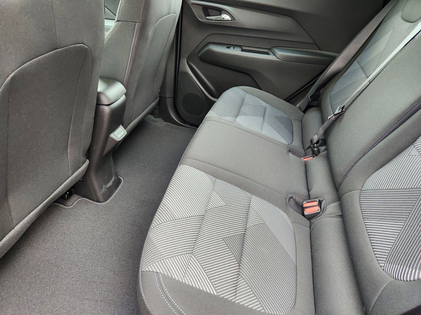 New 2027 Chevrolet Bolt LT image 20