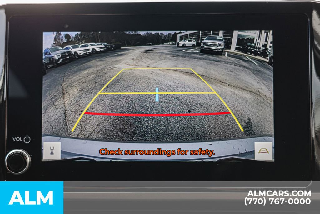 Used 2025 Toyota Camry LE image 36