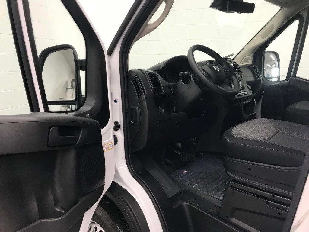 New 2024 RAM ProMaster 2500 w/ Convenience Group image 11