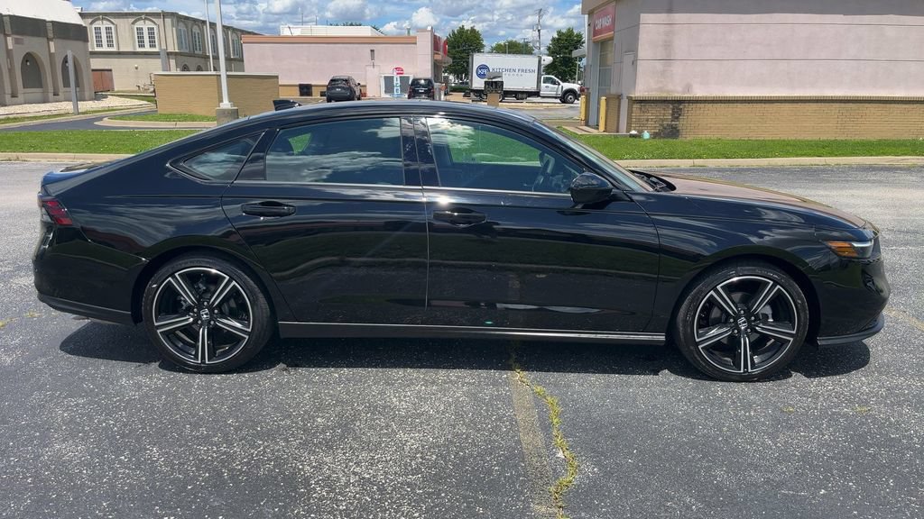 Used 2026 Honda Accord SE image 11