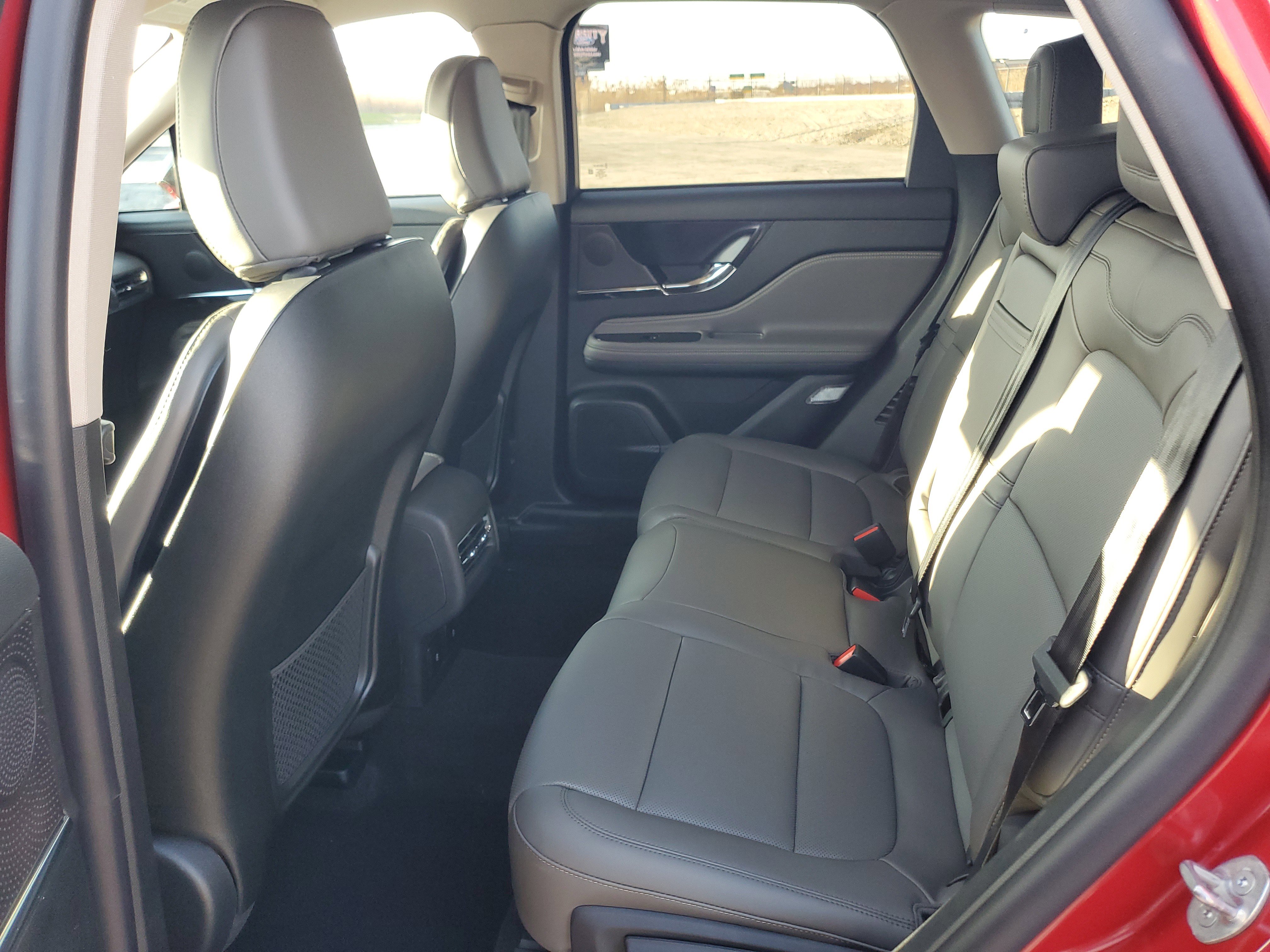 New 2026 Lincoln Corsair Premiere image 25