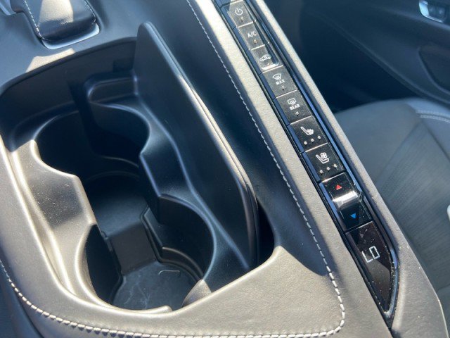 Used 2023 Chevrolet Corvette Stingray Premium Conv w/ Z51 Performance Package image 19