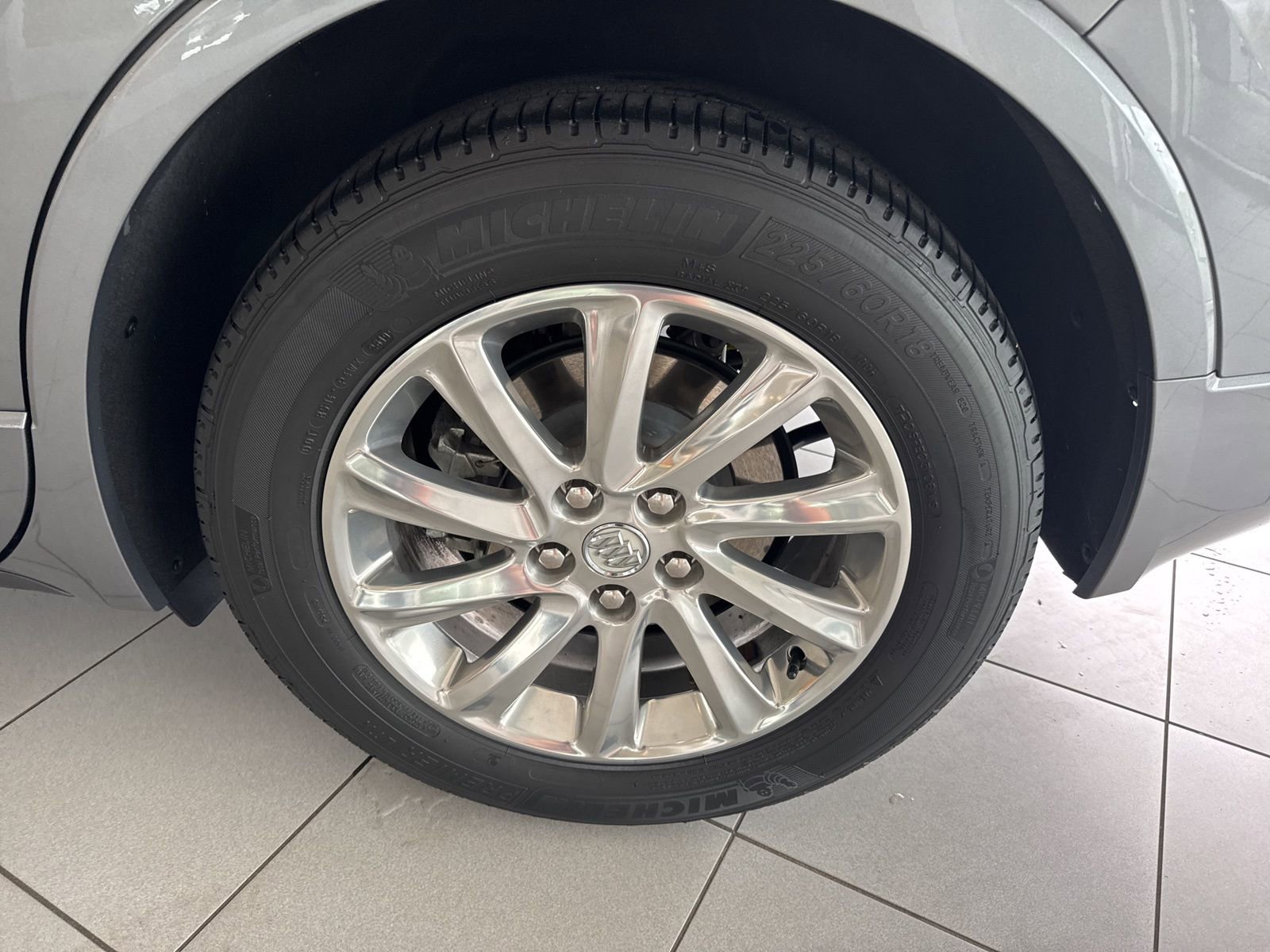 Used 2020 Buick Envision Essence FWD image 10