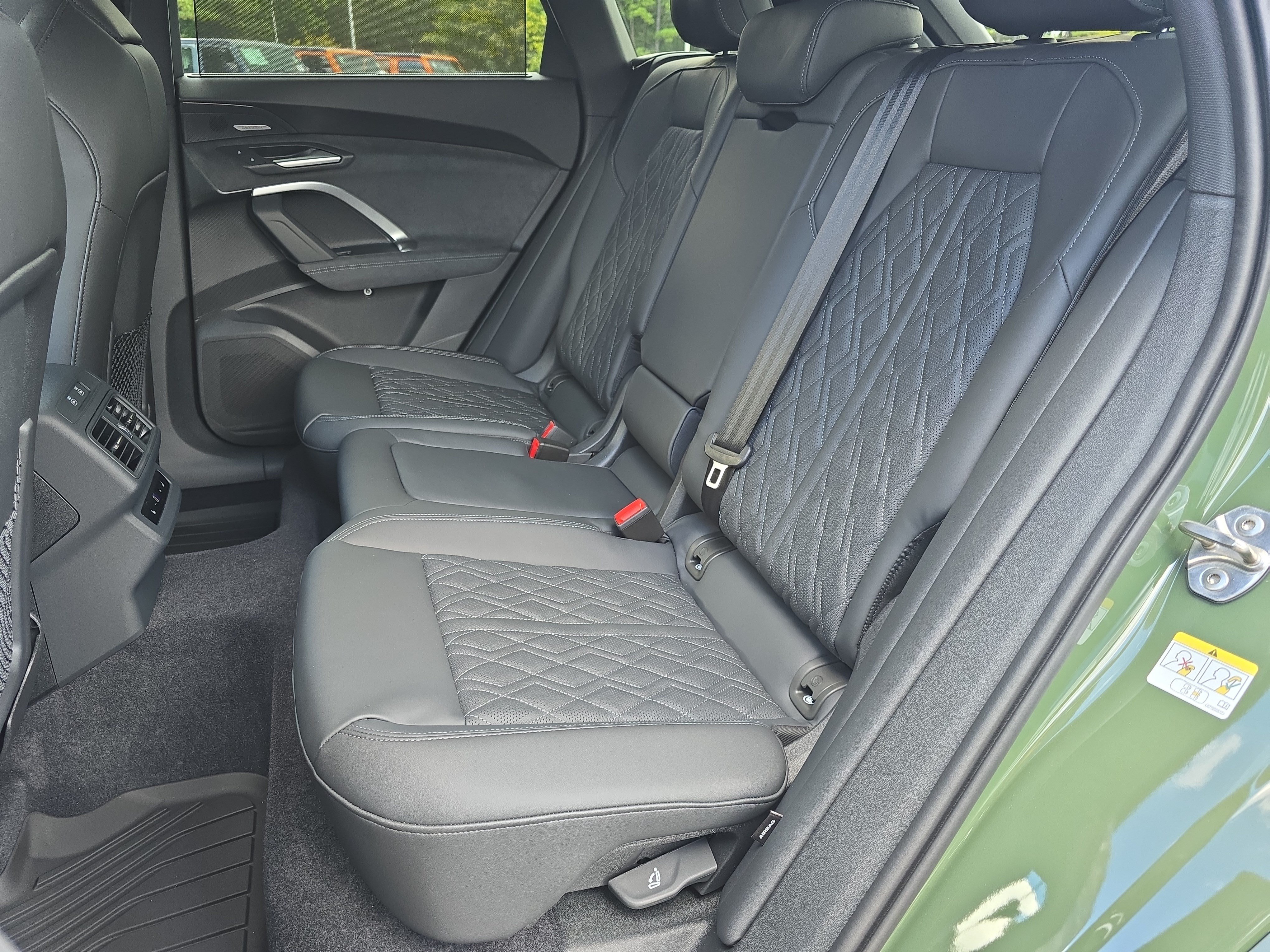 New 2026 Audi SQ5 Prestige AWD/4WD image 14