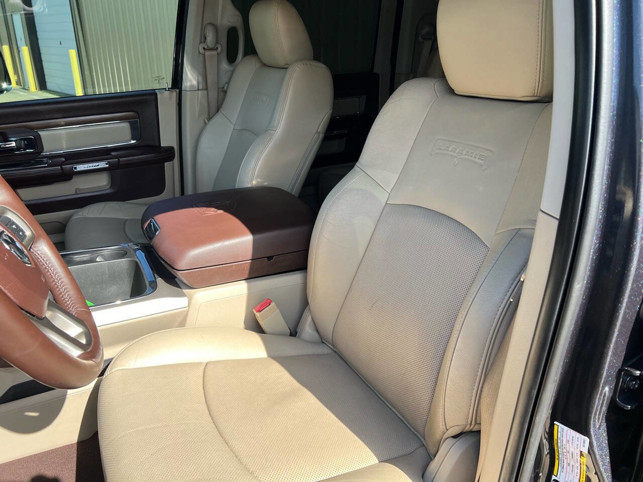 Used 2016 RAM 2500 Laramie w/ Convenience Group image 15