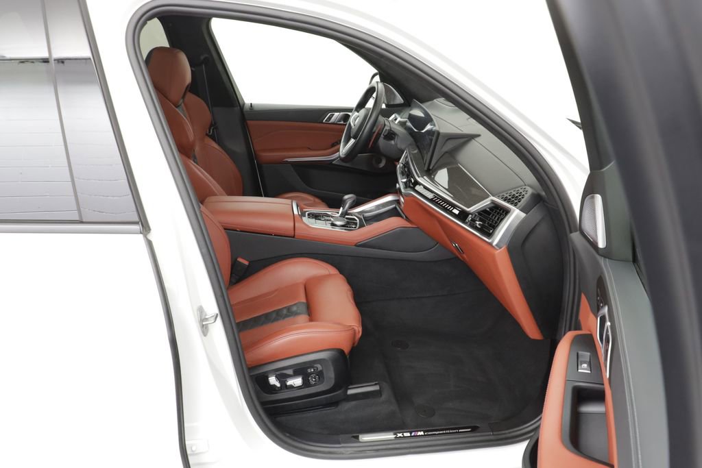 Used 2024 BMW X5 M Competition w/ Executive Package image 21