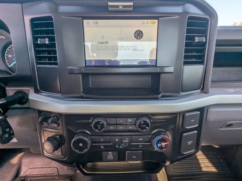 New 2025 Ford F550 4x4 Regular Cab Super Duty image 17