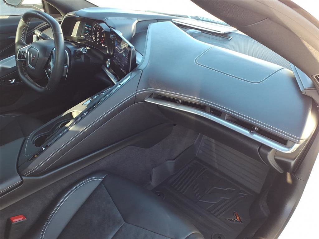 Used 2023 Chevrolet Corvette Stingray Coupe w/ Z51 Performance Package image 19