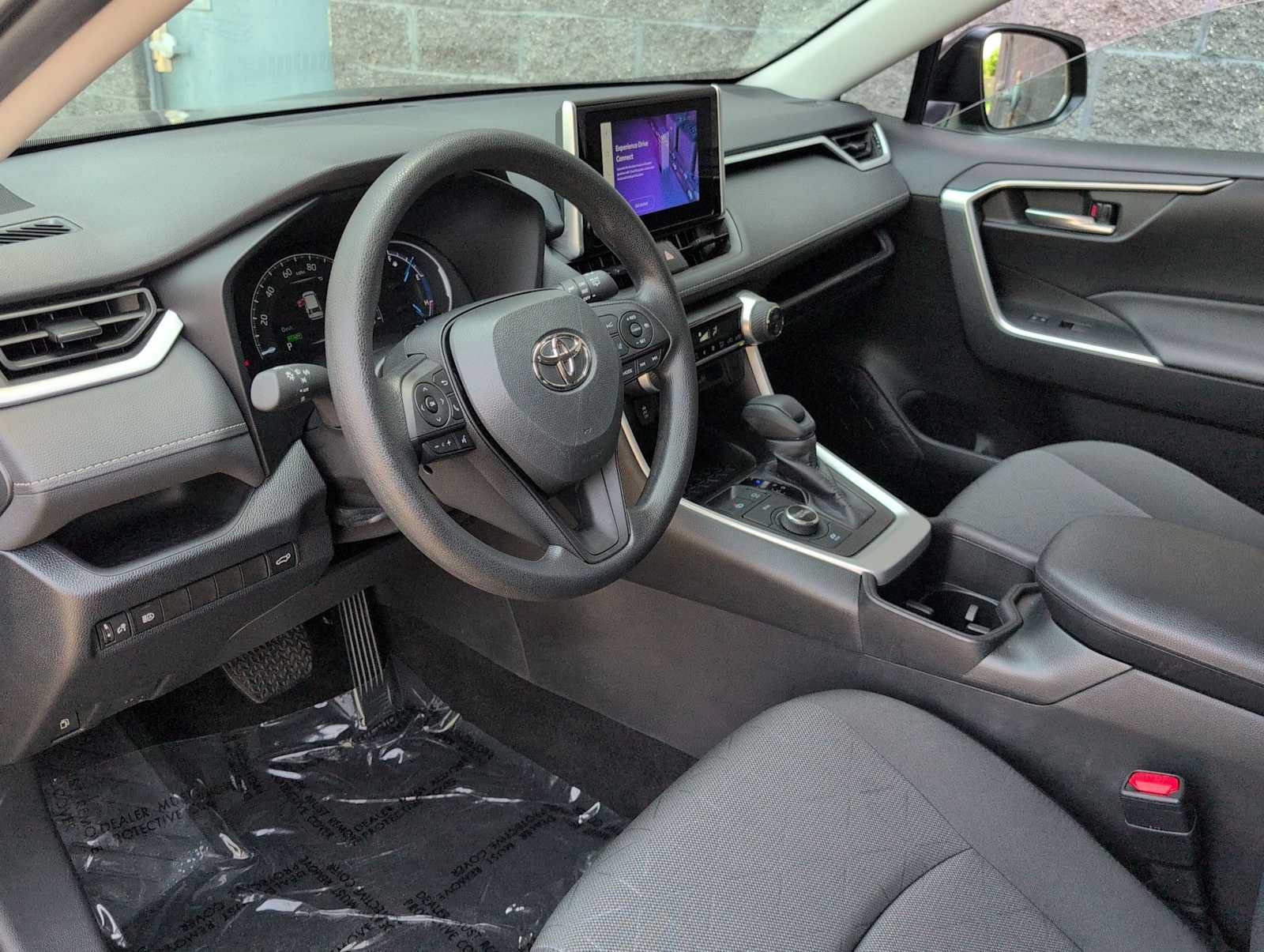 Used 2023 Toyota RAV4 XLE w/ Convenience Package AWD/4WD image 10