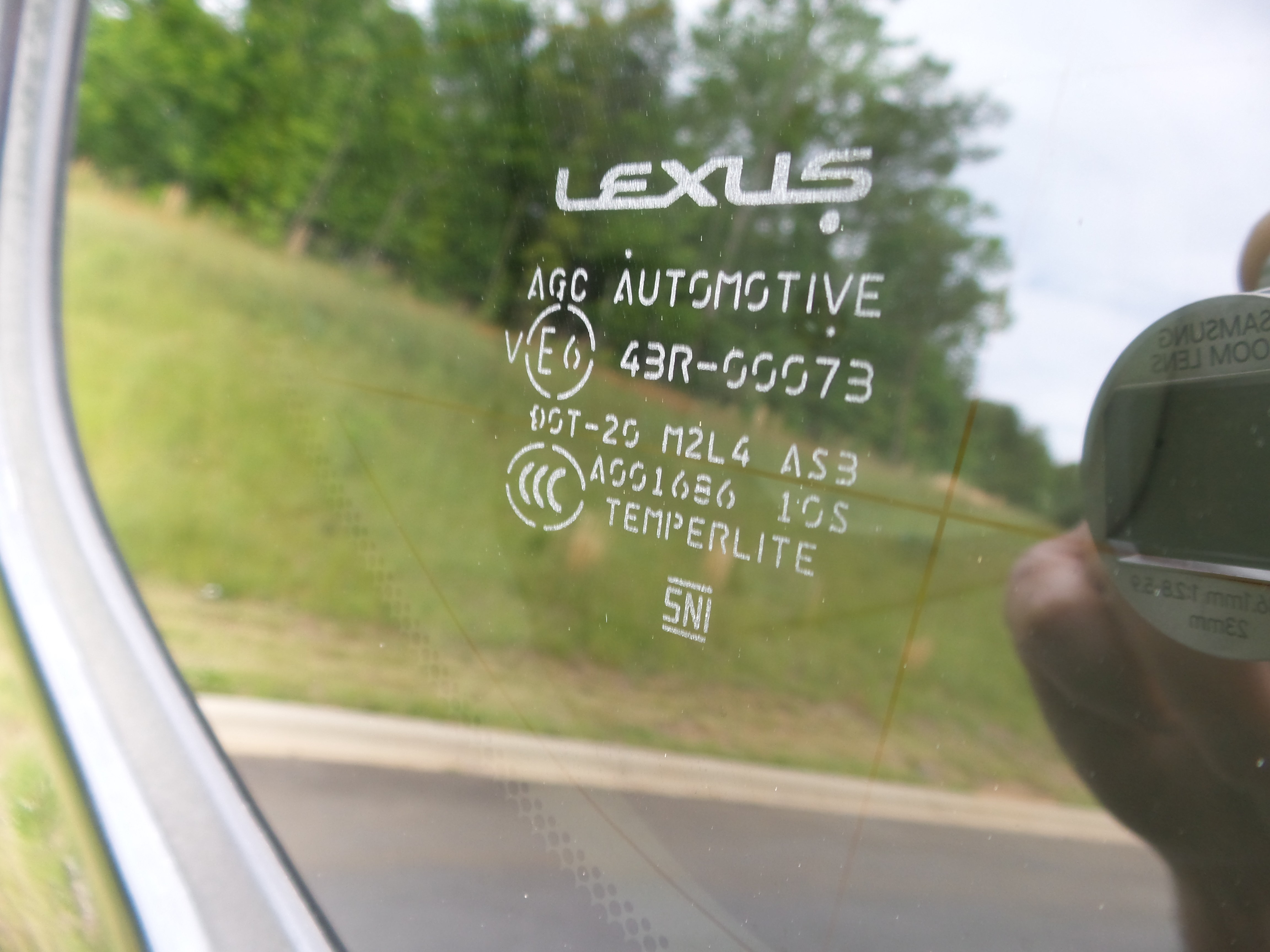 Used 2011 Lexus LX 570 4WD image 57