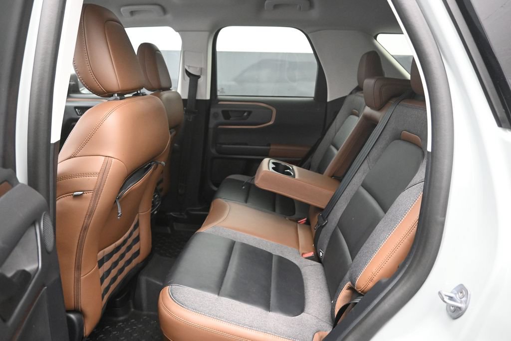 Used 2023 Ford Bronco Sport Outer Banks w/ Tech Package AWD/4WD image 7