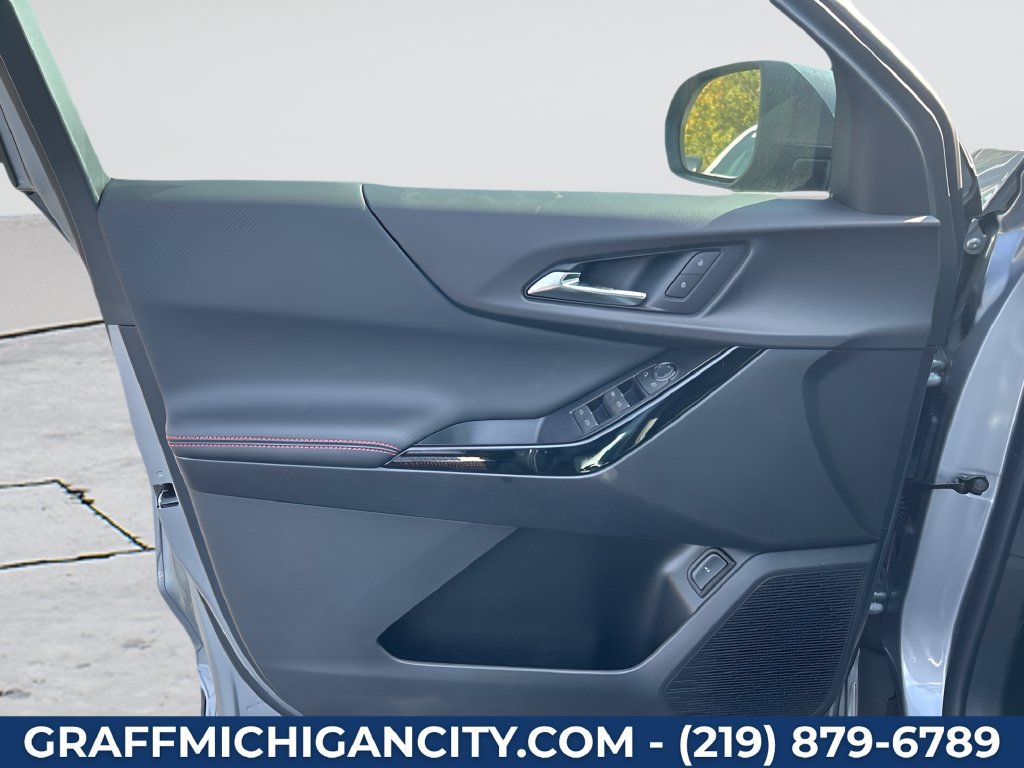 New 2027 Chevrolet Equinox RS w/ Safety and Technology Package AWD/4WD image 10
