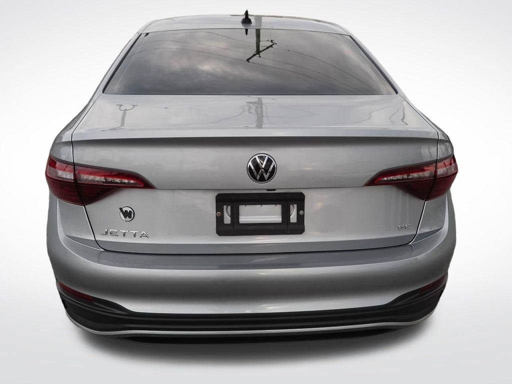 Used 2023 Volkswagen Jetta SE FWD image 5