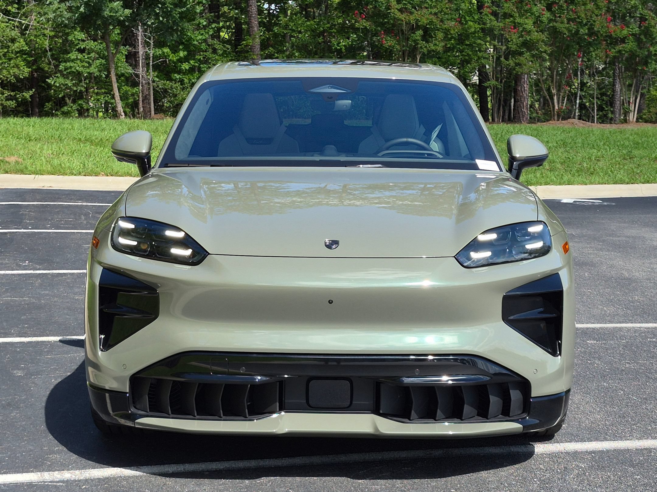 New 2026 Porsche Cayenne Turbo Electric AWD/4WD image 35
