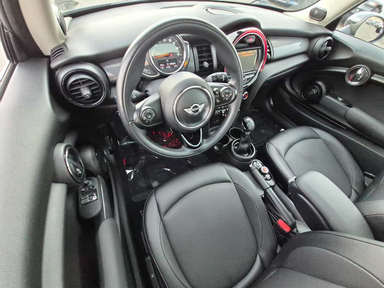 Used 2018 MINI Cooper 2-Door Hardtop FWD image 10