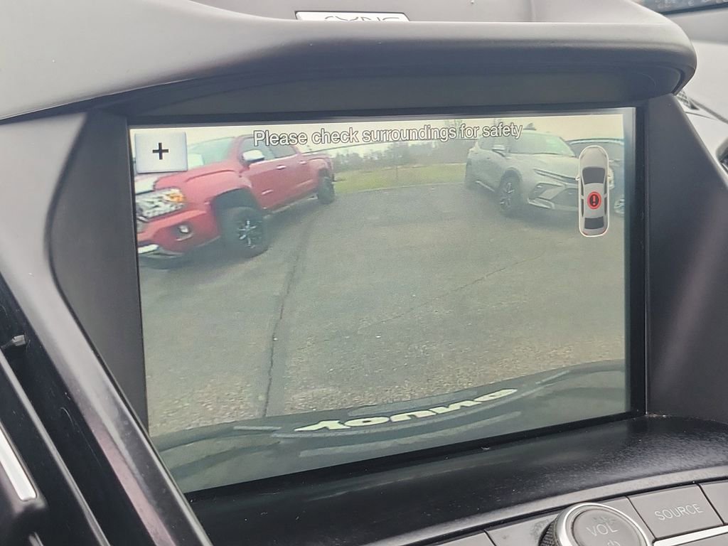 Used 2017 Ford Escape SE w/ Equipment Group 201A image 17