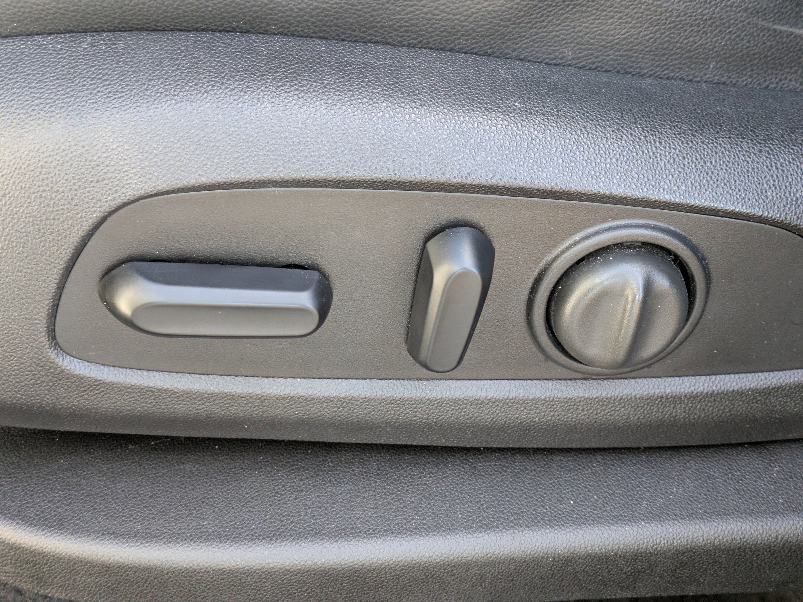 Used 2018 Chevrolet Traverse Premier w/ Driver Confidence II Package image 20