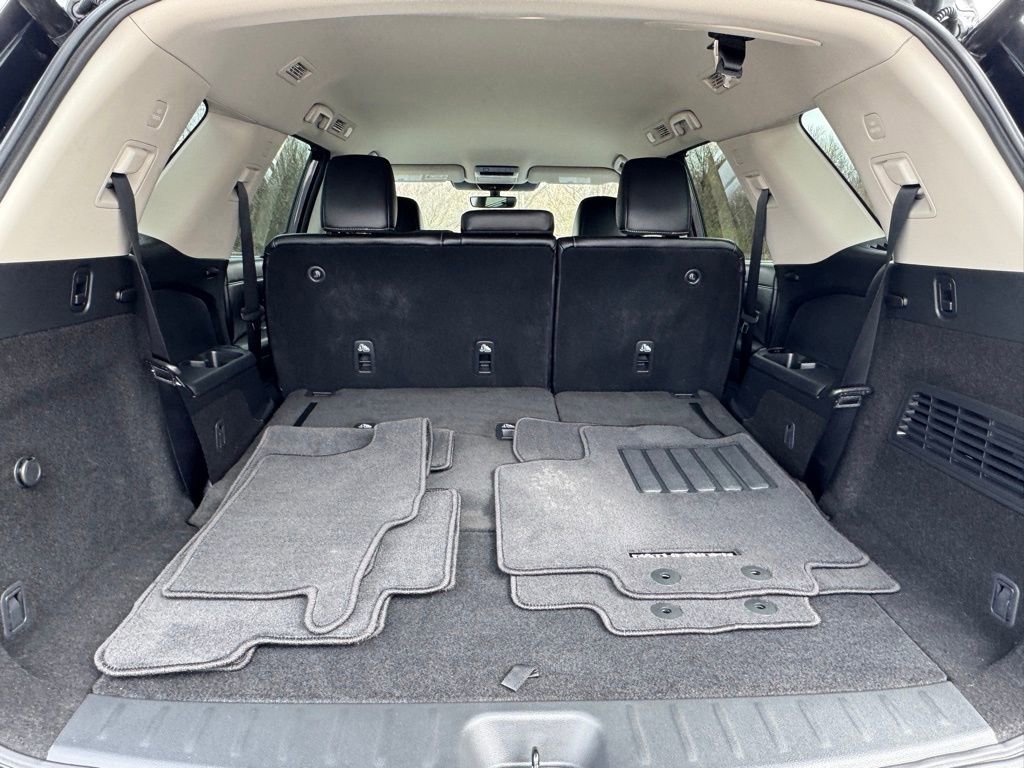 Certified 2025 Nissan Pathfinder SL image 32