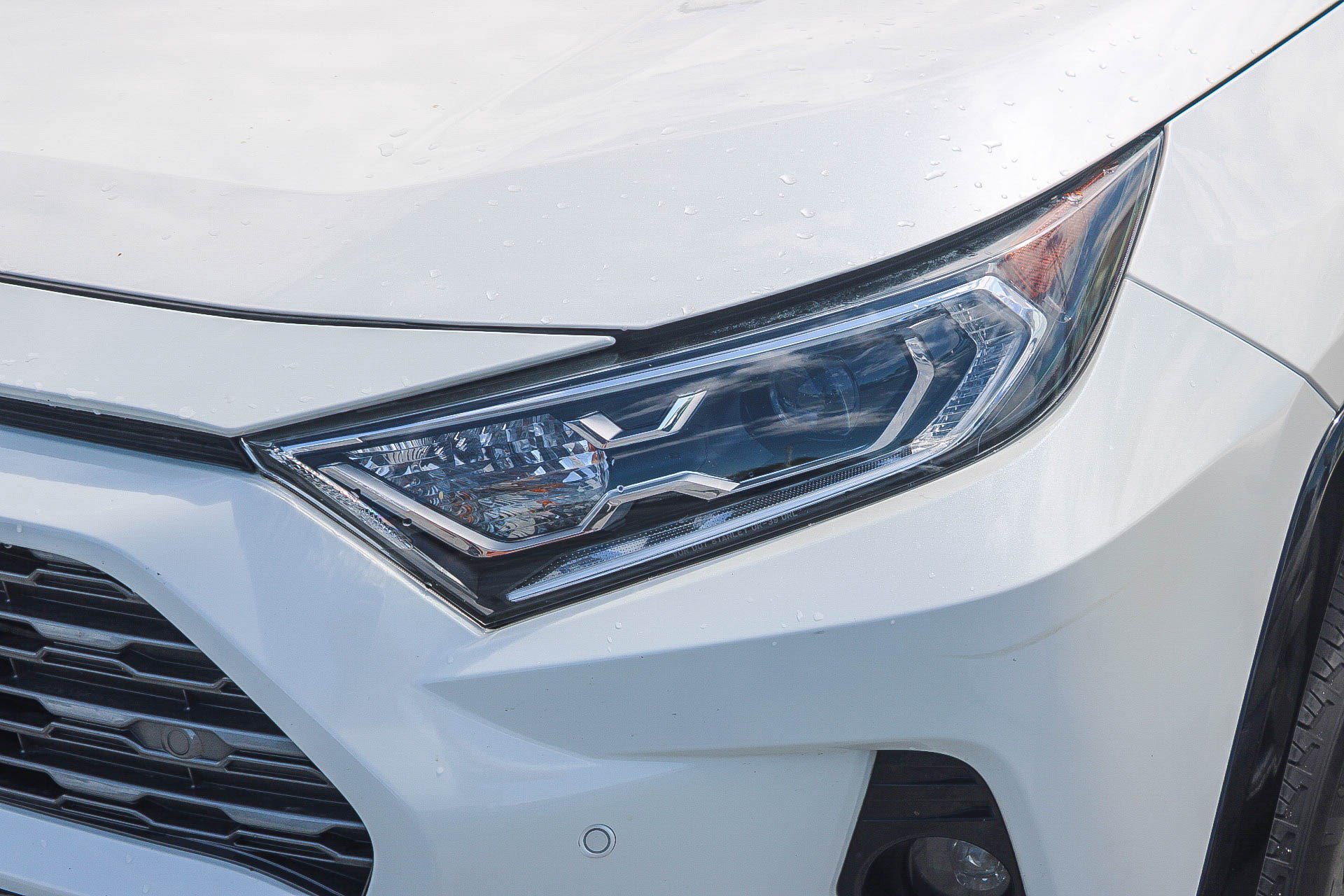 Used 2021 Toyota RAV4 XSE AWD/4WD image 6