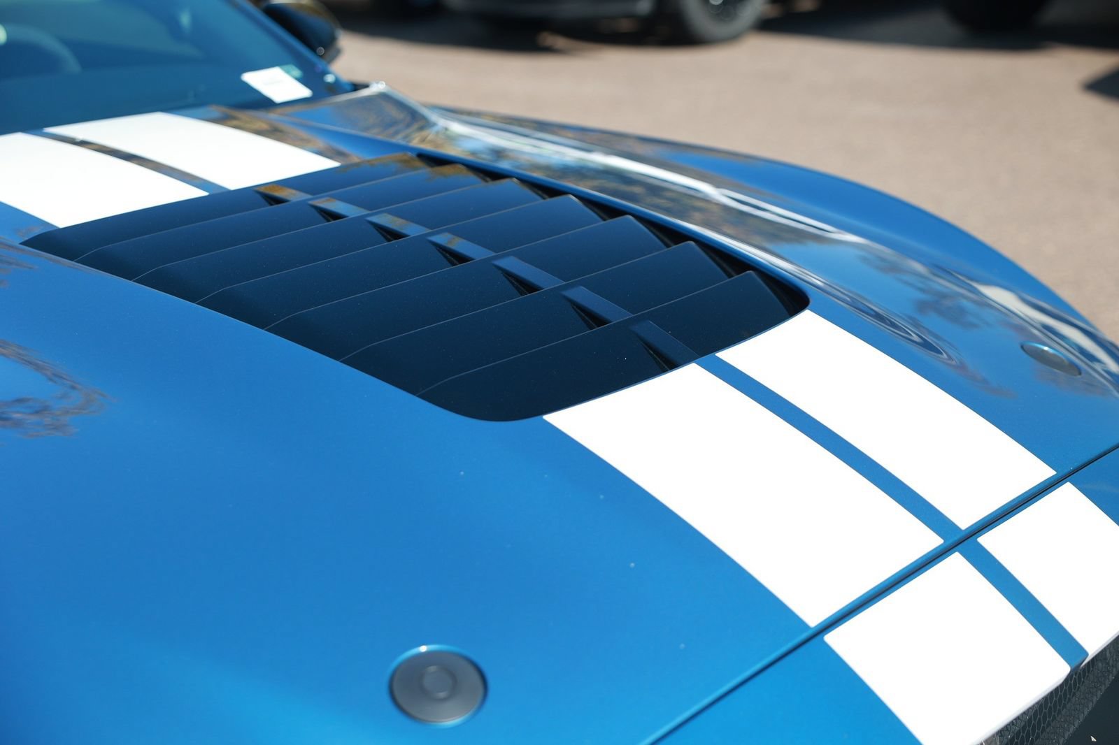Used 2021 Ford Mustang Shelby GT500 w/ Technology Package RWD image 11